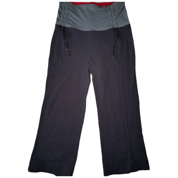 lululemon athletica Pants - Lululemon Vintage Capri